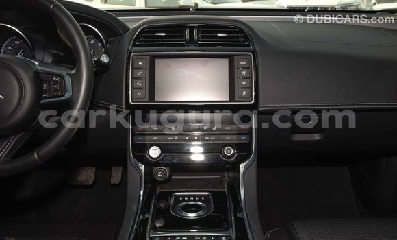 Nunua Imported Jaguar XE Nyekundu Gari ndani ya Import - Dubai nchini Bujumbura Nunua Imported Jaguar XE Nyekundu Gari ndani ya Import - Dubai nchini Bujumbura