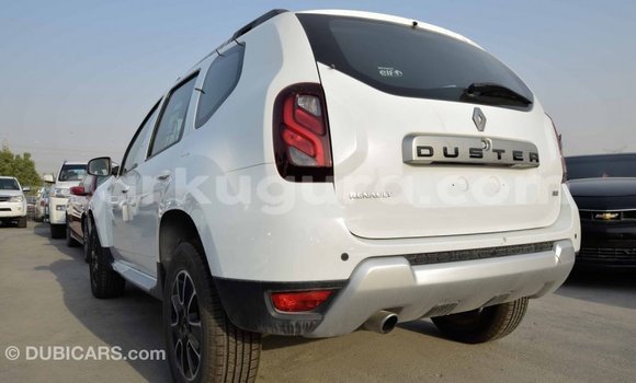 Acheter Import Voiture Renault Duster Blanc à Import - Dubai, Bujumbura Acheter Import Voiture Renault Duster Blanc à Import - Dubai, Bujumbura
