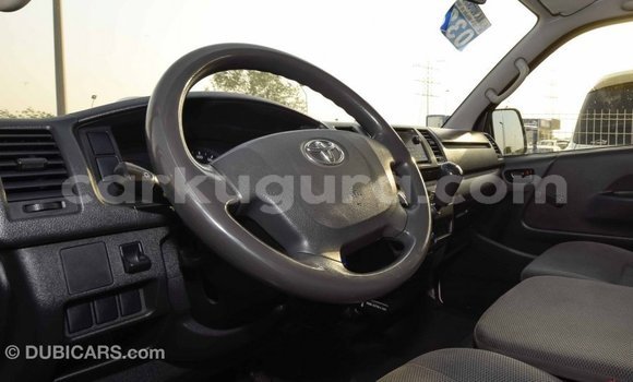 Buy Import Toyota Hiace White Car in Import - Dubai in Bujumbura Buy Import Toyota Hiace White Car in Import - Dubai in Bujumbura