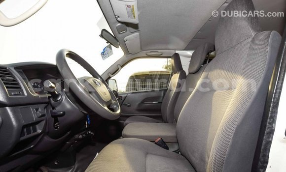 Buy Import Toyota Hiace White Car in Import - Dubai in Bujumbura Buy Import Toyota Hiace White Car in Import - Dubai in Bujumbura