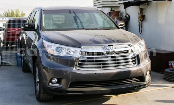 Acheter Import Voiture Toyota Highlander Autre à Import - Dubai, Bujumbura Acheter Import Voiture Toyota Highlander Autre à Import - Dubai, Bujumbura