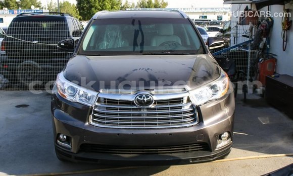 Acheter Import Voiture Toyota Highlander Autre à Import - Dubai, Bujumbura Acheter Import Voiture Toyota Highlander Autre à Import - Dubai, Bujumbura