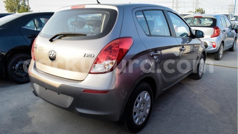 Big with watermark hyundai i20 bujumbura import dubai 3287