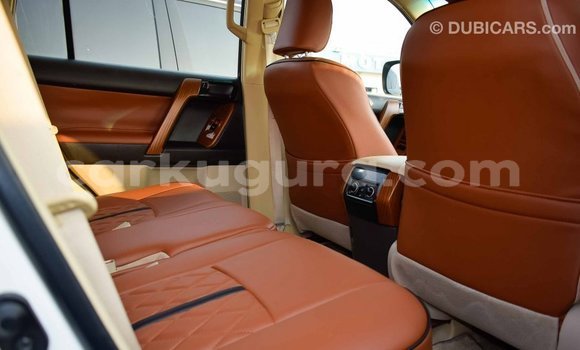 Nunua Imported Toyota Prado Nyeupe Gari ndani ya Import - Dubai nchini Bujumbura Nunua Imported Toyota Prado Nyeupe Gari ndani ya Import - Dubai nchini Bujumbura