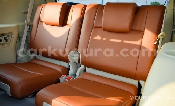 Nunua Imported Toyota Prado Nyeupe Gari ndani ya Import - Dubai nchini Bujumbura Nunua Imported Toyota Prado Nyeupe Gari ndani ya Import - Dubai nchini Bujumbura