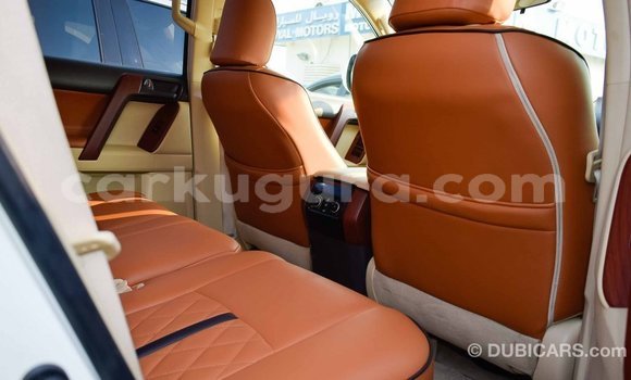 Nunua Imported Toyota Prado Nyeupe Gari ndani ya Import - Dubai nchini Bujumbura Nunua Imported Toyota Prado Nyeupe Gari ndani ya Import - Dubai nchini Bujumbura