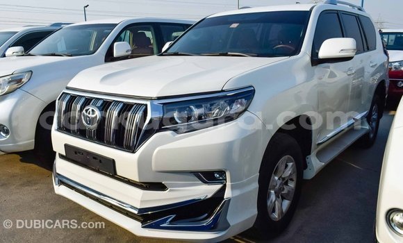 Acheter Import Voiture Toyota Prado Blanc à Import - Dubai, Bujumbura Acheter Import Voiture Toyota Prado Blanc à Import - Dubai, Bujumbura