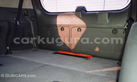 Acheter Import Voiture Toyota Prado Blanc à Import - Dubai, Bujumbura Acheter Import Voiture Toyota Prado Blanc à Import - Dubai, Bujumbura