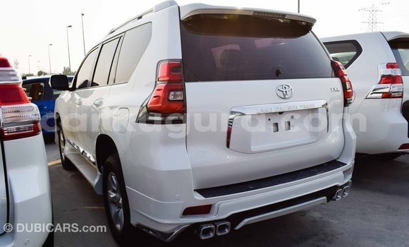 Acheter Import Voiture Toyota Prado Blanc à Import - Dubai, Bujumbura Acheter Import Voiture Toyota Prado Blanc à Import - Dubai, Bujumbura