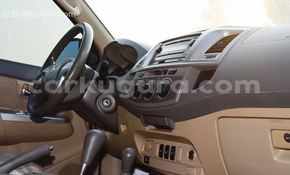 Nunua Imported Toyota Fortuner Nyeusi Gari ndani ya Import - Dubai nchini Bujumbura Nunua Imported Toyota Fortuner Nyeusi Gari ndani ya Import - Dubai nchini Bujumbura