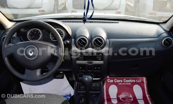 Nunua Imported Renault Duster Nyeupe Gari ndani ya Import - Dubai nchini Bujumbura Nunua Imported Renault Duster Nyeupe Gari ndani ya Import - Dubai nchini Bujumbura