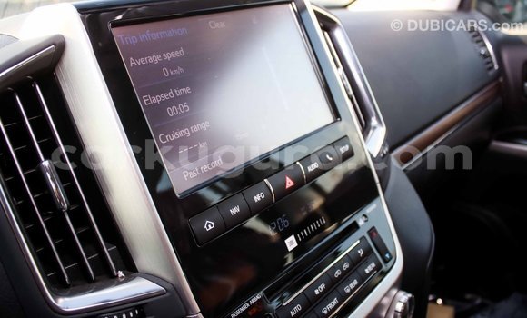 Nunua Imported Toyota Land Cruiser Nyeusi Gari ndani ya Import - Dubai nchini Bujumbura Nunua Imported Toyota Land Cruiser Nyeusi Gari ndani ya Import - Dubai nchini Bujumbura