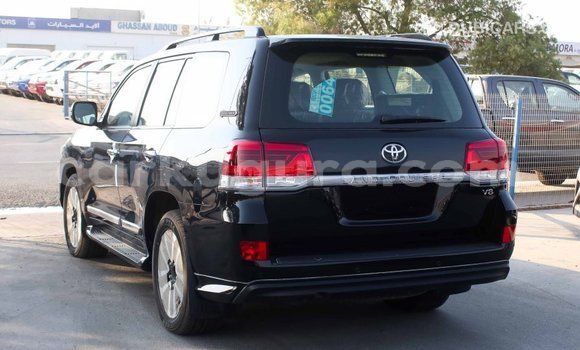 Nunua Imported Toyota Land Cruiser Nyeusi Gari ndani ya Import - Dubai nchini Bujumbura Nunua Imported Toyota Land Cruiser Nyeusi Gari ndani ya Import - Dubai nchini Bujumbura
