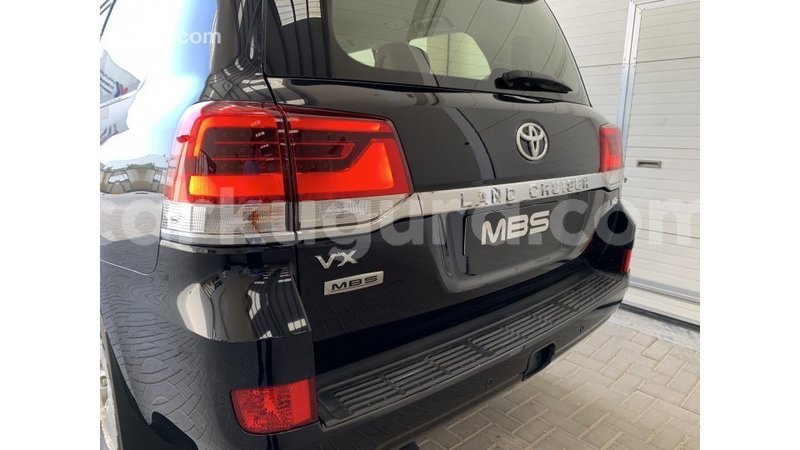 Big with watermark toyota land cruiser bujumbura import dubai 3322