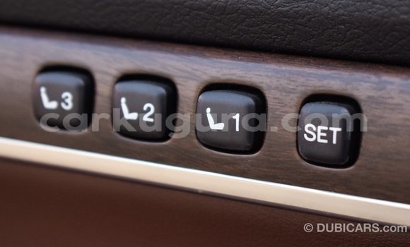 Buy Import Toyota Land Cruiser White Car in Import - Dubai in Bujumbura Buy Import Toyota Land Cruiser White Car in Import - Dubai in Bujumbura