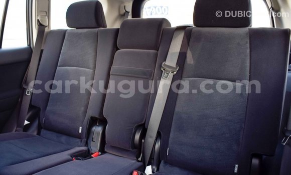 Nunua Imported Toyota Prado Nyeusi Gari ndani ya Import - Dubai nchini Bujumbura Nunua Imported Toyota Prado Nyeusi Gari ndani ya Import - Dubai nchini Bujumbura