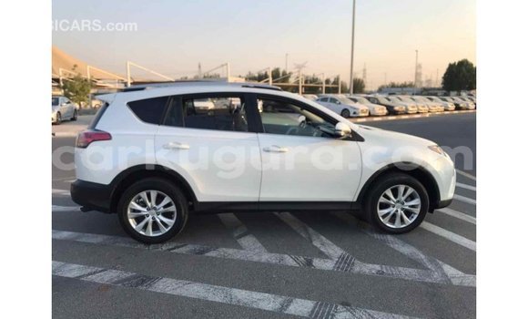 Buy Import Toyota 4Runner White Car in Import - Dubai in Bujumbura Buy Import Toyota 4Runner White Car in Import - Dubai in Bujumbura
