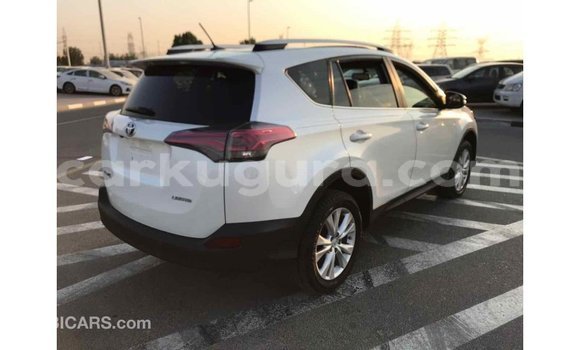 Buy Import Toyota 4Runner White Car in Import - Dubai in Bujumbura Buy Import Toyota 4Runner White Car in Import - Dubai in Bujumbura