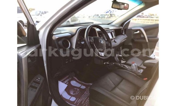 Buy Import Toyota 4Runner White Car in Import - Dubai in Bujumbura Buy Import Toyota 4Runner White Car in Import - Dubai in Bujumbura