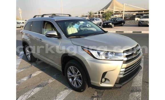 Nunua Imported Toyota Highlander Nyingine Gari ndani ya Import - Dubai nchini Bujumbura Nunua Imported Toyota Highlander Nyingine Gari ndani ya Import - Dubai nchini Bujumbura