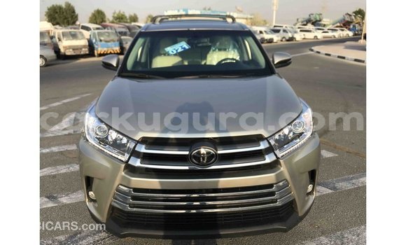 Nunua Imported Toyota Highlander Nyingine Gari ndani ya Import - Dubai nchini Bujumbura Nunua Imported Toyota Highlander Nyingine Gari ndani ya Import - Dubai nchini Bujumbura