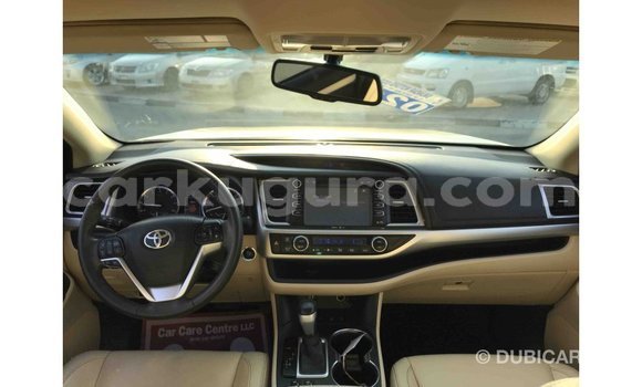 Nunua Imported Toyota Highlander Nyingine Gari ndani ya Import - Dubai nchini Bujumbura Nunua Imported Toyota Highlander Nyingine Gari ndani ya Import - Dubai nchini Bujumbura