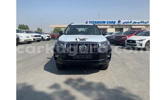 Nunua Imported Toyota Prado Nyeusi Gari ndani ya Import - Dubai nchini Bujumbura Nunua Imported Toyota Prado Nyeusi Gari ndani ya Import - Dubai nchini Bujumbura