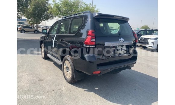 Nunua Imported Toyota Prado Nyeusi Gari ndani ya Import - Dubai nchini Bujumbura Nunua Imported Toyota Prado Nyeusi Gari ndani ya Import - Dubai nchini Bujumbura