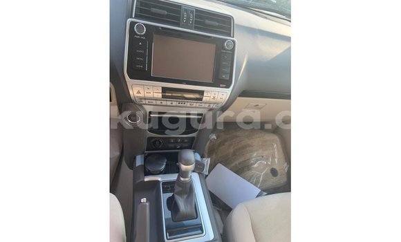 Nunua Imported Toyota Prado Nyingine Gari ndani ya Import - Dubai nchini Bujumbura Nunua Imported Toyota Prado Nyingine Gari ndani ya Import - Dubai nchini Bujumbura