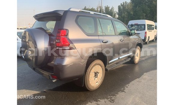 Nunua Imported Toyota Prado Nyingine Gari ndani ya Import - Dubai nchini Bujumbura Nunua Imported Toyota Prado Nyingine Gari ndani ya Import - Dubai nchini Bujumbura