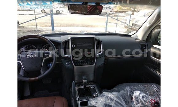Buy Import Toyota Land Cruiser Black Car in Import - Dubai in Bujumbura Buy Import Toyota Land Cruiser Black Car in Import - Dubai in Bujumbura