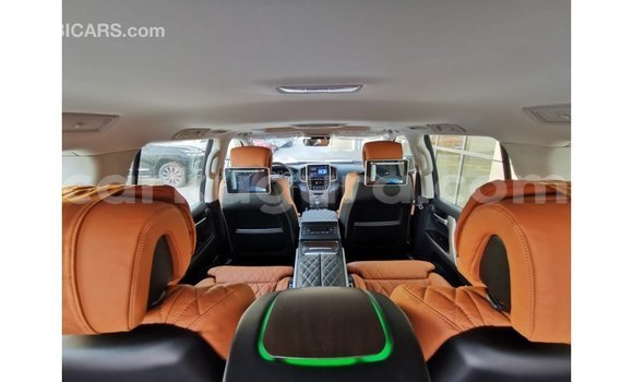 Nunua Imported Toyota Land Cruiser Nyeusi Gari ndani ya Import - Dubai nchini Bujumbura Nunua Imported Toyota Land Cruiser Nyeusi Gari ndani ya Import - Dubai nchini Bujumbura