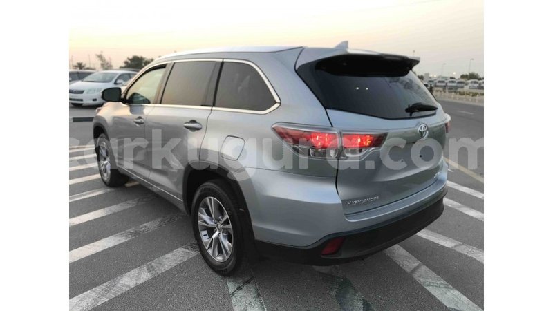 Big with watermark toyota highlander bujumbura import dubai 3349