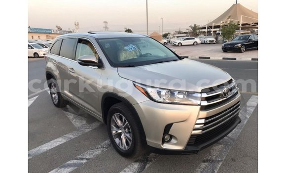 Nunua Imported Toyota Highlander Nyingine Gari ndani ya Import - Dubai nchini Bujumbura Nunua Imported Toyota Highlander Nyingine Gari ndani ya Import - Dubai nchini Bujumbura