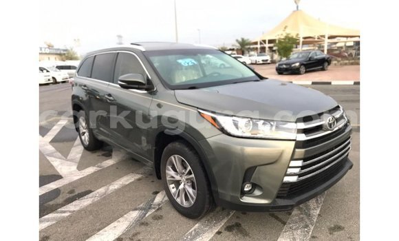 Acheter Import Voiture Toyota Highlander Autre à Import - Dubai, Bujumbura Acheter Import Voiture Toyota Highlander Autre à Import - Dubai, Bujumbura