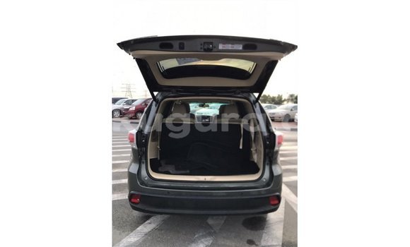 Acheter Import Voiture Toyota Highlander Autre à Import - Dubai, Bujumbura Acheter Import Voiture Toyota Highlander Autre à Import - Dubai, Bujumbura