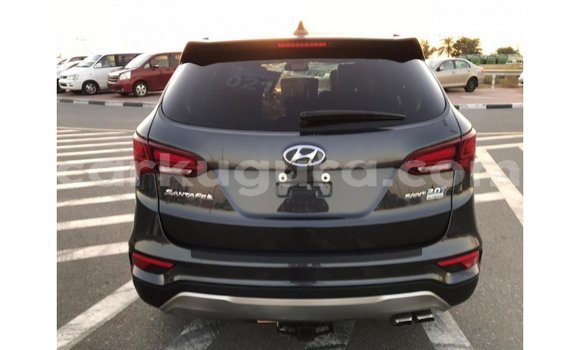 Acheter Import Voiture Hyundai Santa Fe Noir à Import - Dubai, Bujumbura Acheter Import Voiture Hyundai Santa Fe Noir à Import - Dubai, Bujumbura