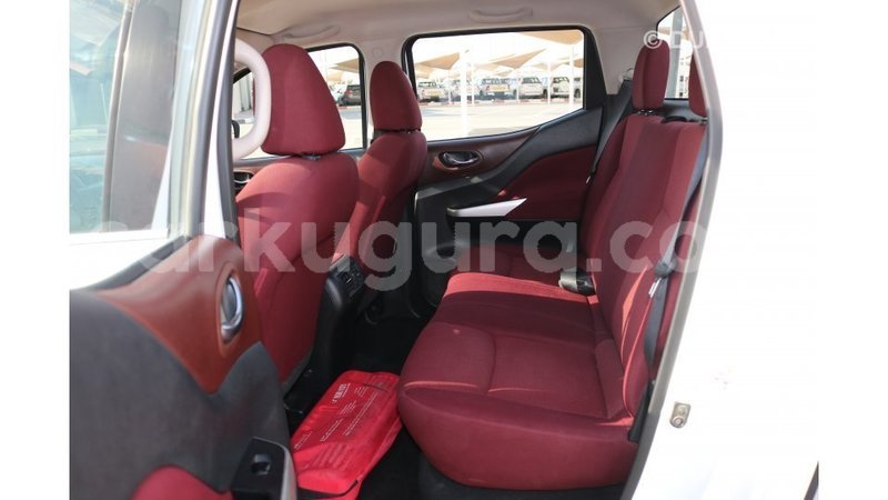 Big with watermark nissan navara bujumbura import dubai 3379