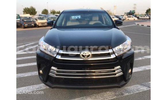 Acheter Import Voiture Toyota Highlander Noir à Import - Dubai, Bujumbura Acheter Import Voiture Toyota Highlander Noir à Import - Dubai, Bujumbura
