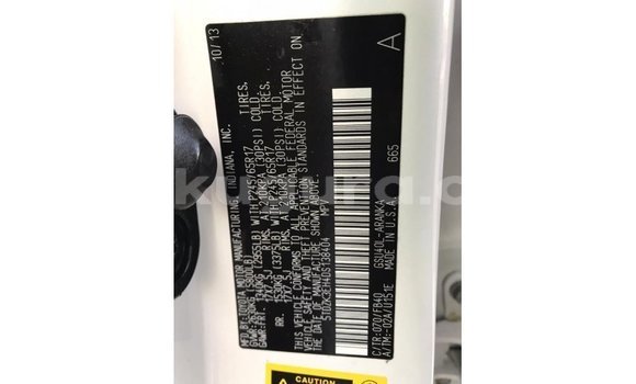 Nunua Imported Toyota Highlander Nyeupe Gari ndani ya Import - Dubai nchini Bujumbura Nunua Imported Toyota Highlander Nyeupe Gari ndani ya Import - Dubai nchini Bujumbura