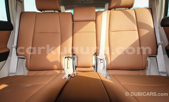 Nunua Imported Toyota Prado Nyeupe Gari ndani ya Import - Dubai nchini Bujumbura Nunua Imported Toyota Prado Nyeupe Gari ndani ya Import - Dubai nchini Bujumbura