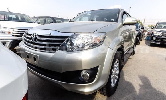 Buy Import Toyota Fortuner Other Car in Import - Dubai in Bujumbura Buy Import Toyota Fortuner Other Car in Import - Dubai in Bujumbura