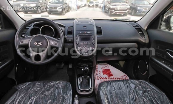 Nunua Imported Kia Soul Nyeusi Gari ndani ya Import - Dubai nchini Bujumbura Nunua Imported Kia Soul Nyeusi Gari ndani ya Import - Dubai nchini Bujumbura