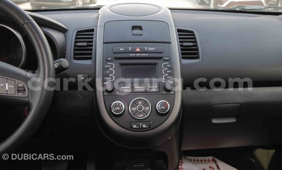 Nunua Imported Kia Soul Nyeusi Gari ndani ya Import - Dubai nchini Bujumbura Nunua Imported Kia Soul Nyeusi Gari ndani ya Import - Dubai nchini Bujumbura