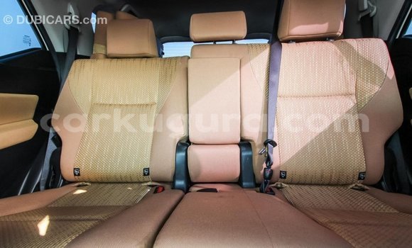 Nunua Imported Toyota Fortuner Nyeupe Gari ndani ya Import - Dubai nchini Bujumbura Nunua Imported Toyota Fortuner Nyeupe Gari ndani ya Import - Dubai nchini Bujumbura