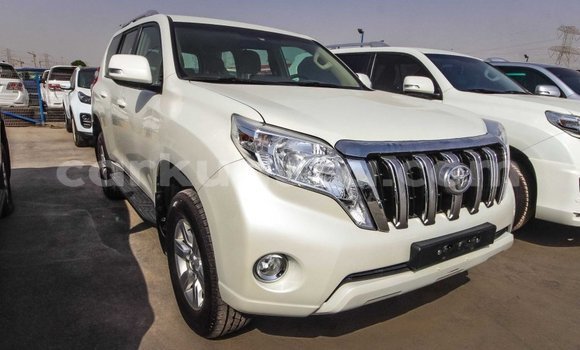 Nunua Imported Toyota Prado Nyeupe Gari ndani ya Import - Dubai nchini Bujumbura Nunua Imported Toyota Prado Nyeupe Gari ndani ya Import - Dubai nchini Bujumbura