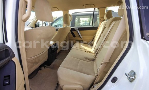 Nunua Imported Toyota Prado Nyeupe Gari ndani ya Import - Dubai nchini Bujumbura Nunua Imported Toyota Prado Nyeupe Gari ndani ya Import - Dubai nchini Bujumbura