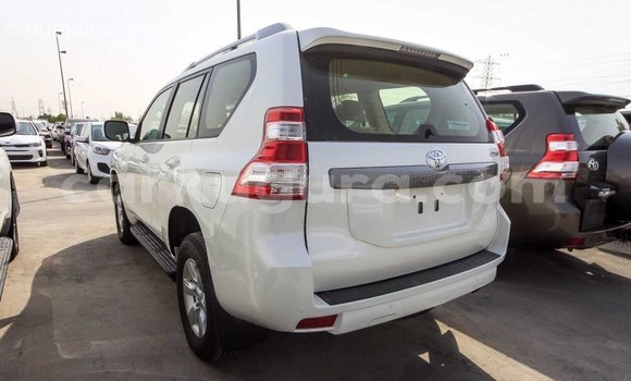 Nunua Imported Toyota Prado Nyeupe Gari ndani ya Import - Dubai nchini Bujumbura Nunua Imported Toyota Prado Nyeupe Gari ndani ya Import - Dubai nchini Bujumbura