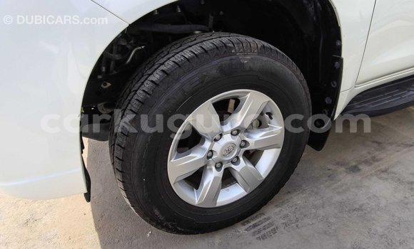 Nunua Imported Toyota Prado Nyeupe Gari ndani ya Import - Dubai nchini Bujumbura Nunua Imported Toyota Prado Nyeupe Gari ndani ya Import - Dubai nchini Bujumbura