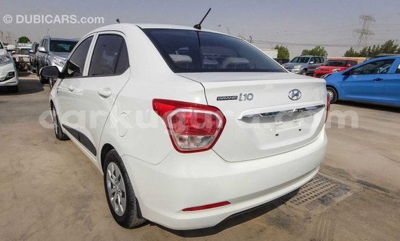 Acheter Import Voiture Hyundai i10 Blanc à Import - Dubai, Bujumbura Acheter Import Voiture Hyundai i10 Blanc à Import - Dubai, Bujumbura